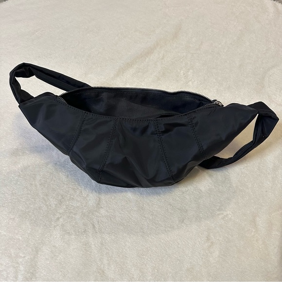 NWT Kelly Tie Strap Multi-Way Black Crossbody Belt Bag - Picture 6 of 11